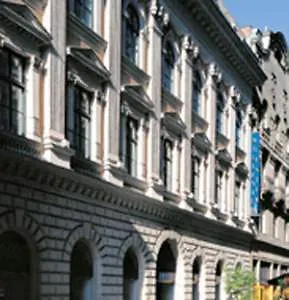 Marriott Millenium Court Executive